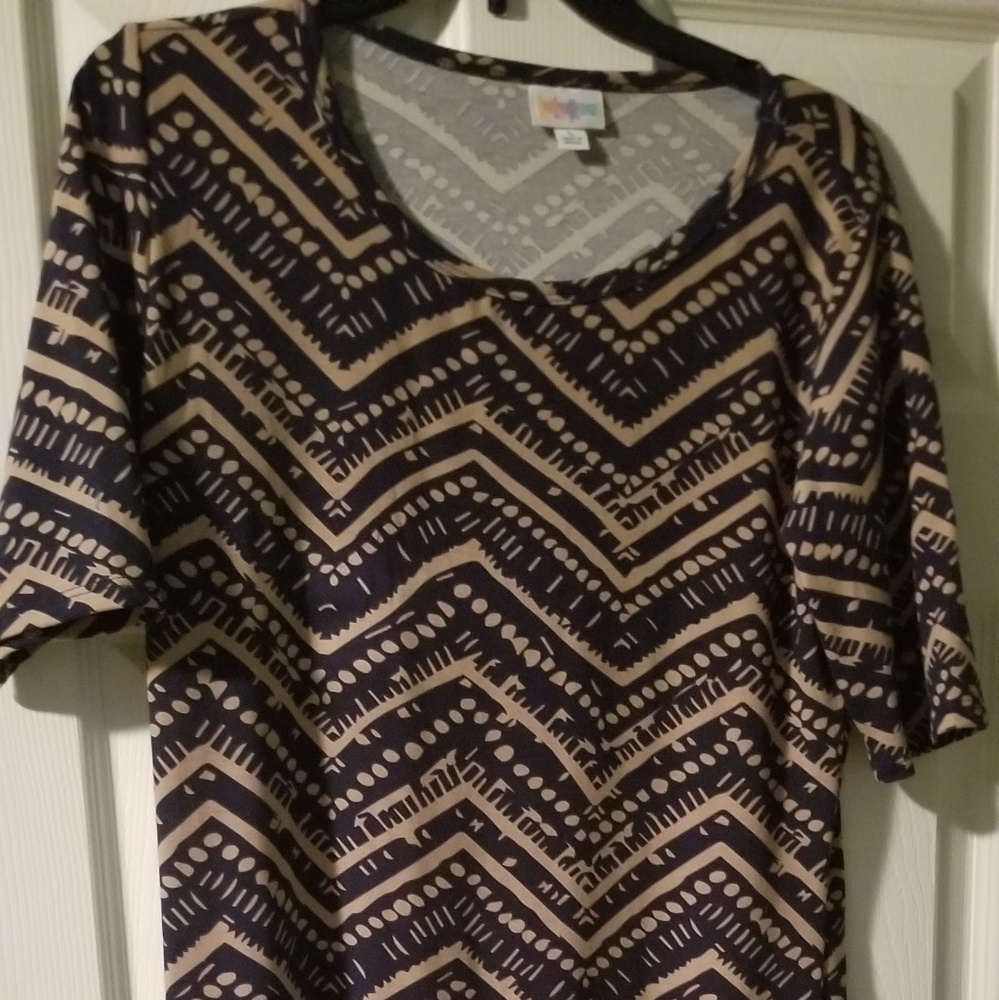 Julia LulaRoe Dress